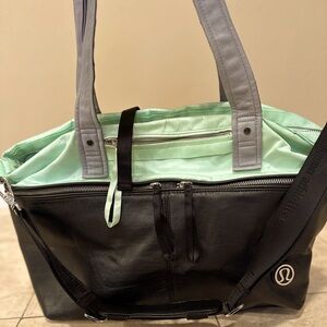 Lululemon Gym Bag - Black and Mint